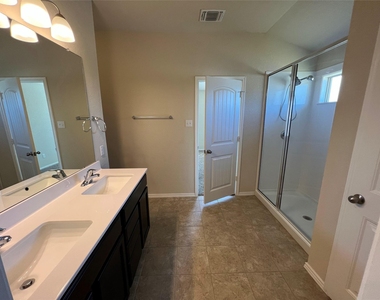 1140 Ibis Falls Loop - Photo Thumbnail 10