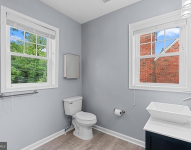 3418 Pennsylvania Avenue Se - Photo Thumbnail 32