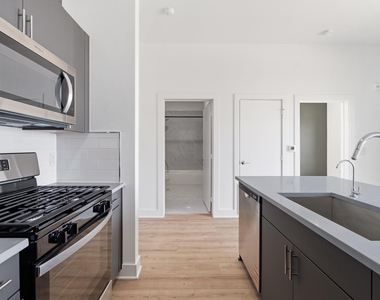 3900 Berkman Dr - Photo Thumbnail 8