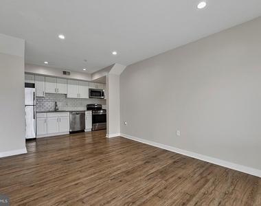 1516 Marion Barry Avenue Se - Photo Thumbnail 11