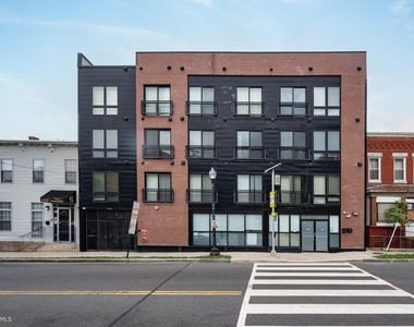 1516 Marion Barry Avenue Se - Photo Thumbnail 1