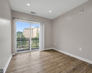 1516 Marion Barry Avenue Se - Photo Thumbnail 18