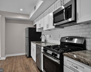 1516 Marion Barry Avenue Se - Photo Thumbnail 5