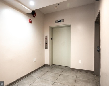1516 Marion Barry Avenue Se - Photo Thumbnail 3