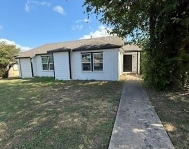 1220 Orchard Park Cir - Photo Thumbnail 1