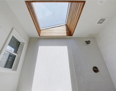 4804 Menchaca Rd - Photo Thumbnail 18