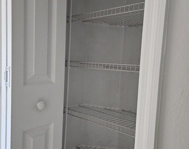 3591 Kernan Boulevard S - Photo Thumbnail 25
