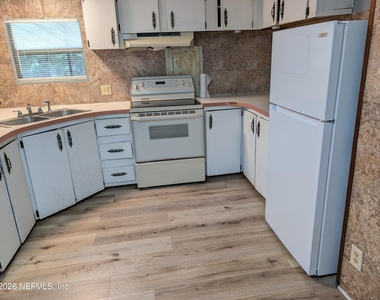 220 Guy Avenue - Photo Thumbnail 8