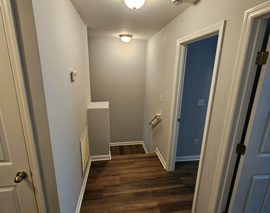 607 Reese Avenue - Photo Thumbnail 17