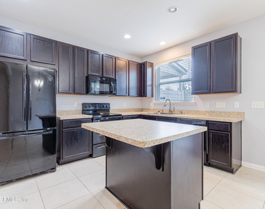 607 Reese Avenue - Photo Thumbnail 8