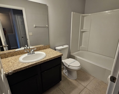 607 Reese Avenue - Photo Thumbnail 22