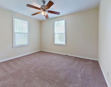4654 Post Street - Photo Thumbnail 14