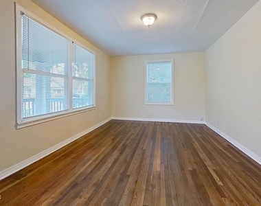 4654 Post Street - Photo Thumbnail 5
