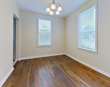 4654 Post Street - Photo Thumbnail 7