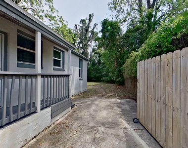 4654 Post Street - Photo Thumbnail 16