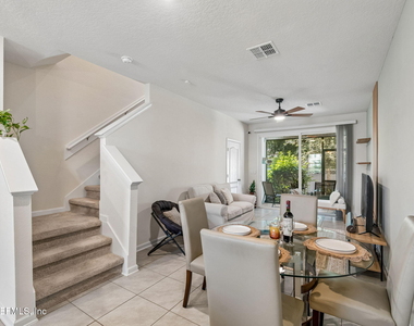 3954 Oak Mill Road - Photo Thumbnail 11