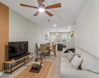3954 Oak Mill Road - Photo Thumbnail 17