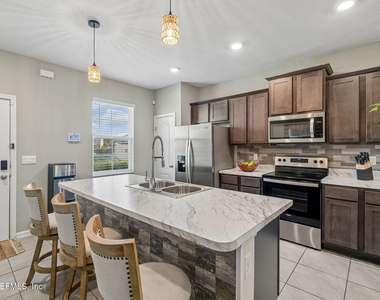3954 Oak Mill Road - Photo Thumbnail 6