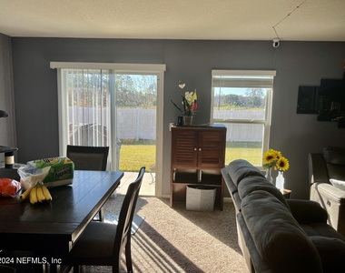 2518 Beachview Drive - Photo Thumbnail 6