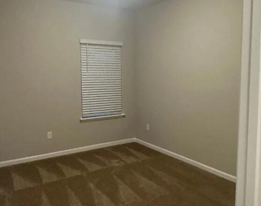 212 Brookgreen Way - Photo Thumbnail 13