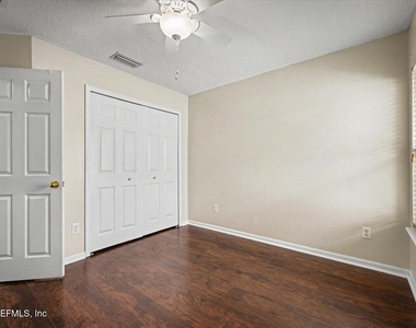 711 Sid Drive - Photo Thumbnail 14