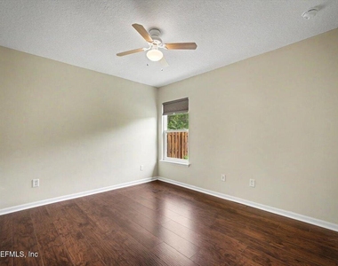 711 Sid Drive - Photo Thumbnail 18