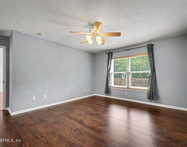 711 Sid Drive - Photo Thumbnail 20