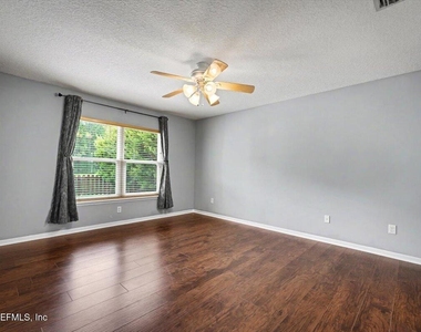711 Sid Drive - Photo Thumbnail 22