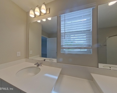 10260 Old Dixie Highway - Photo Thumbnail 5