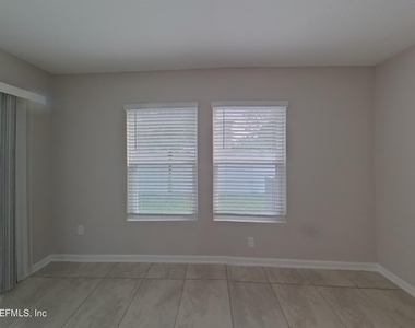 10260 Old Dixie Highway - Photo Thumbnail 2
