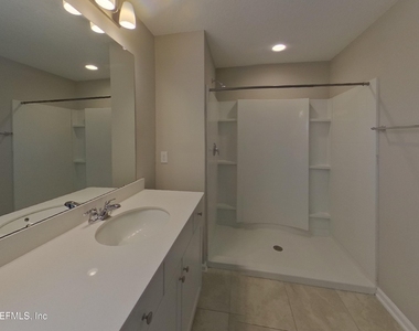 10260 Old Dixie Highway - Photo Thumbnail 6