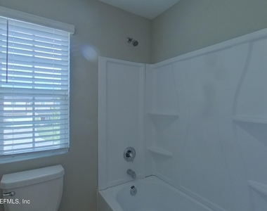 10260 Old Dixie Highway - Photo Thumbnail 13