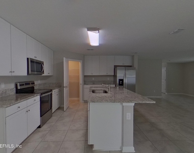 10260 Old Dixie Highway - Photo Thumbnail 3
