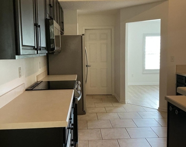 12335 Vine Maple Way - Photo Thumbnail 8