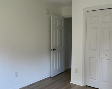 12335 Vine Maple Way - Photo Thumbnail 11