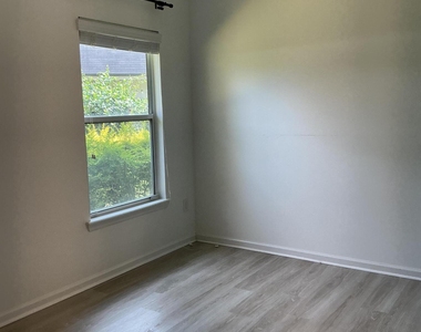12335 Vine Maple Way - Photo Thumbnail 13