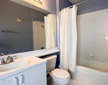610 Fairway Drive - Photo Thumbnail 34