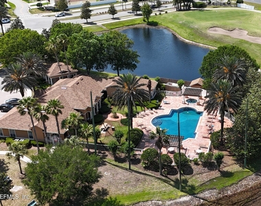610 Fairway Drive - Photo Thumbnail 2
