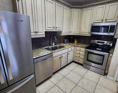 2 Cove Road - Photo Thumbnail 23