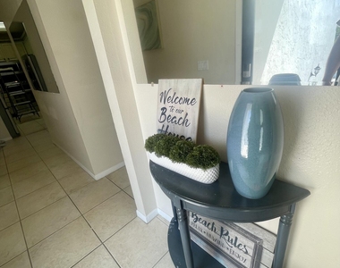 2 Cove Road - Photo Thumbnail 34