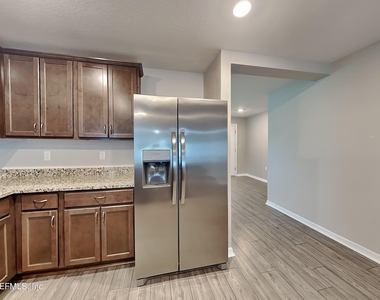 443 Underwood Trail - Photo Thumbnail 5