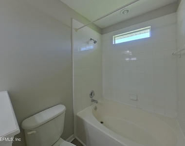6830 Shoreline Lane - Photo Thumbnail 9