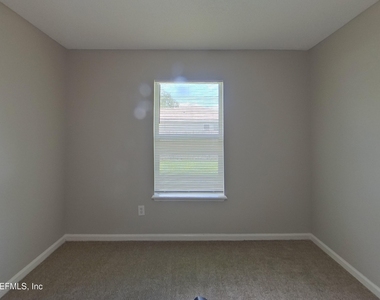 6830 Shoreline Lane - Photo Thumbnail 11