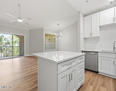 211 Colima Court - Photo Thumbnail 5