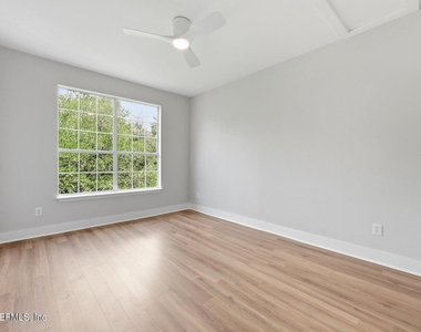 211 Colima Court - Photo Thumbnail 13