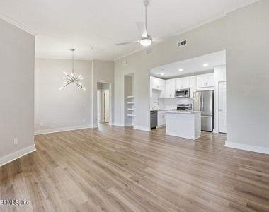 211 Colima Court - Photo Thumbnail 7