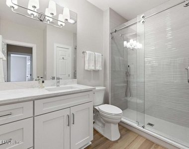 211 Colima Court - Photo Thumbnail 15