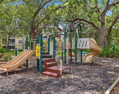 211 Colima Court - Photo Thumbnail 18