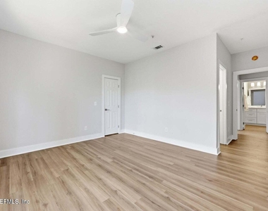 211 Colima Court - Photo Thumbnail 2