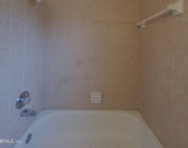 8252 Yolanda Court - Photo Thumbnail 13
